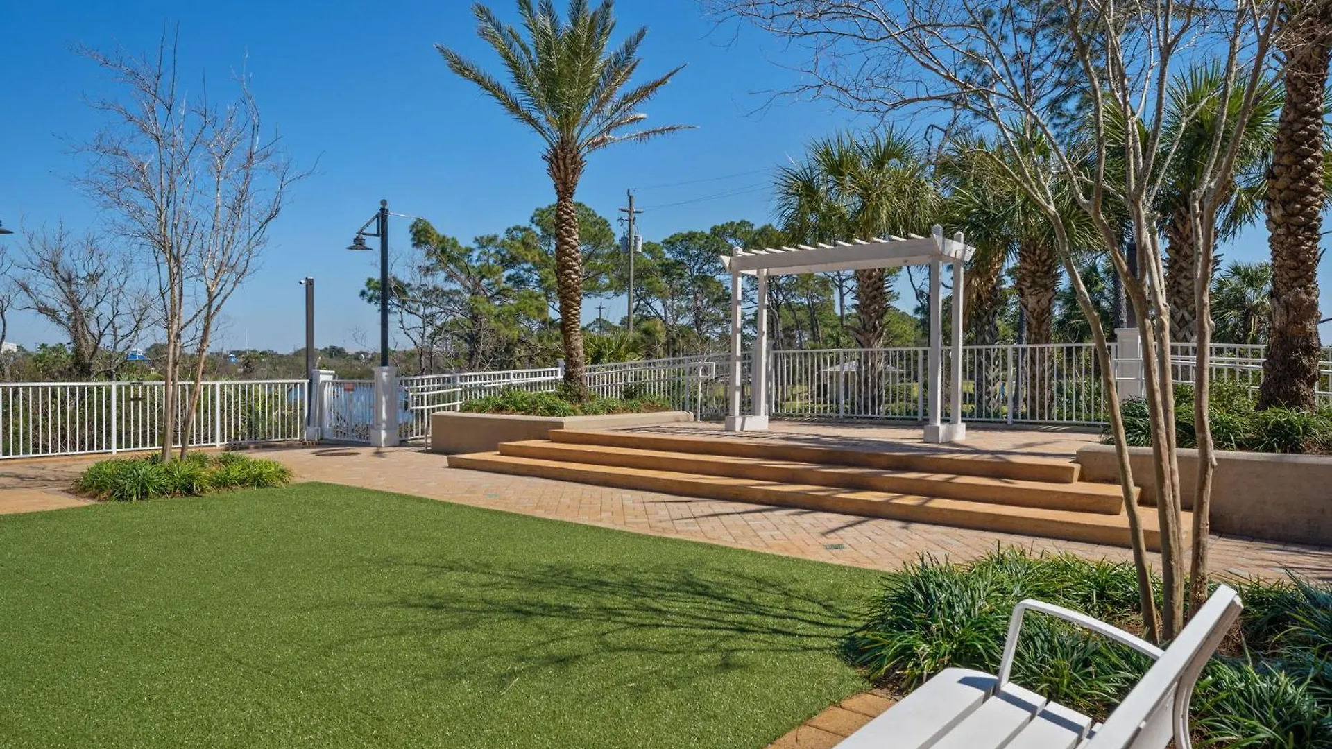 Apartment Laketown Wharf 0804 Panama City Beach